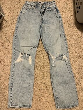 Abercrombie & Fitch Light Wash Ripped Boyfriend Jeans